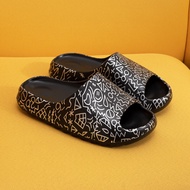 READY STOCK WALK IN Kanye West Yezzy Slide Mens and Womens Casual Slippers Sandals