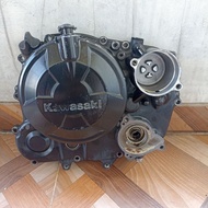 MESIN KAWASAKI Right engine clutch block Ninja 250rr mono z250 SL KLXkawasaki Dtracker 250/ Original