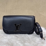 LV Buci 黑Epi肩斜背包 晶片款 三段式背帶