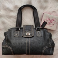 coach turnlock shoulder bag preloved