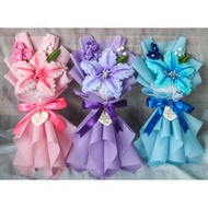 Special Fuzzy Wire Lily and Mini daisy flower