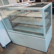 Showcase Cake / Kue Tart / Bakery / Pastry, merk GEA MM 740 V, Kapasitas 364 Liter, 652 watt, SECOND