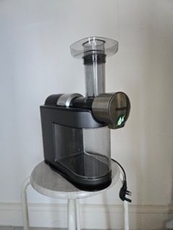 Philips 慢磨榨汁機 原價HK$2398