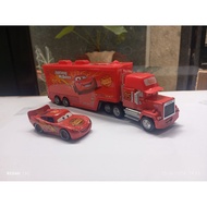 Diecast toy cars Lighting McQueen mack Truck