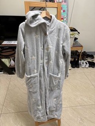 宜得利可穿式毛毯(小)
