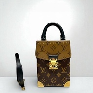 JS1271-LV雙色老花鉚釘長形下蓋手提斜背包 Camera Box M82465