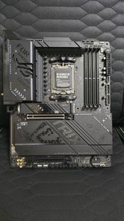 ASUS ROG STRIX X870-F GAMING WIFI 主機板