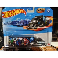 HotWheels TrackFleet Hype Hauler