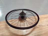 Rear bicycle 26 寸一27 速。 Like new