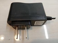 【1110119】 AC/DC adaptor 110V, 7,2V/250mA線被剪掉的變壓器，當故障品便宜賣，不保固