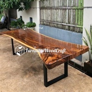 Meja Makan Kayu Utuh Trembesi Solid Besar