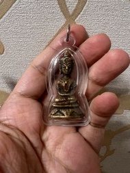 拍罌佛牌