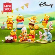 MINISO X Winnie The Pooh Old Friends Party Theme Series Blind Box Quà tặng trang trí dễ thương, PVC 