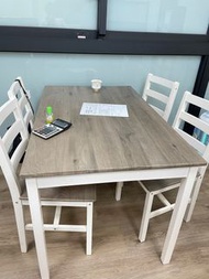 Ikea 原木風餐桌椅  （餐桌+椅子*4）