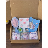 Meaningful March 8 - October 20 Gift Set for Girlfriend