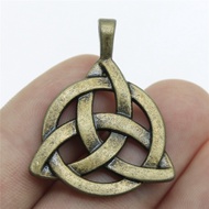 WYSIWYG 3pcs 35x27mm Pendant Triquetra Symbol Lucky Amulet Triquetra Symbol Charm Triquetra Symbol A
