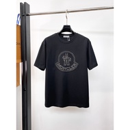 T-shirt Moncler/T-shirt bercetak Moncler, T-shirt uniseks lengan pendek, T-shirt mewah, T-shirt lehe