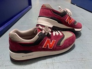 997 New Balance (US10)