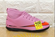 Nike（小童平底足球鞋）