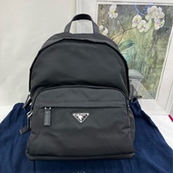 Prada男雙肩背包降落傘尼龍布書包 尺寸：40＊17＊29cm
