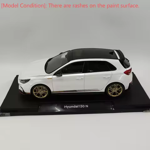 Defective HYUNDAI I30 N 1:18 Scale Simulated Static Car Model Souvenir Ornaments Holiday Gifts