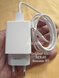 OPPO TRAVEL CHARGER AK933GB 5V - 2A ORIGINAL BEKAS BAWAAN HP OPPO MICRO USB FOR OPPO F1 F1S F3 F5 F7