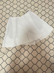 Giordano Ladies white shorts 白色裙褲