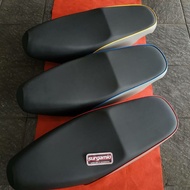 Mio seat with 5vv motif