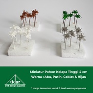 MH - Miniature Coconut Tree Model 4 cm High / Coconut Tree