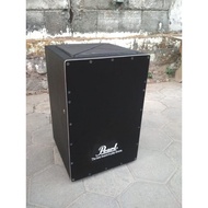 Pearl custom full black acoustic cajon