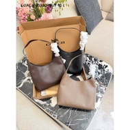 Coach Brooklyn 28 Shoulder Bag​​COACH Brooklyn 28 Shoulder Bag COACH Brooklyn Underarm Bag Shopping 