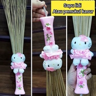 Sapu Lidi / Pemukul Kasur Hello Kitty