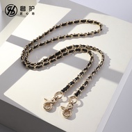 Luxury Craftsmanship Small Fragrance Bag Chain Handwoven Leather Strap across Body Underarm Bag Acce