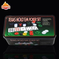 全城熱賣 - 21點德洲撲克套裝 德州撲克 / 21點籌碼遊戲套裝 啤牌 籌碼 POKER 莊碼 大盲 小盲 鐵盒套裝 21點桌布 新年賭具 德州撲克籌碼 平行進口