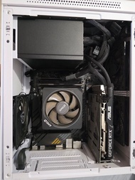 ASUS RTX 顯示卡 + AMD CPU 電腦主機
