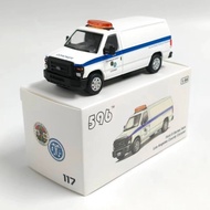 596 1: 64 Ford E Series Los Angeles Forensics Van Alloy Simulation Car Model Classic Collection Orna