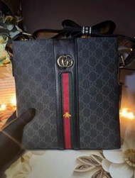 GUCCI古驰 老花Logo压纹条纹织带 皮革 手拿包 男款 黑色