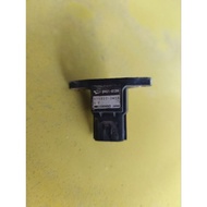 map sensor L5 L6 JBJL 3 pin 89421-87204079800-3610