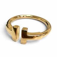 全新 □ TIFFANY&Co. Tiffany AU750 T 型戒指，粉紅金，JP 7 號（約），重 2.91 公克，女款，附錶盒。