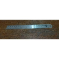 [DOZEN] 20CM IRON RULER 20CM IRON RULER/