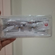 Miniature JAL airways