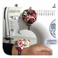 1pc Beautiful Flower Pattern Sewing Pin Cushion Sewing Accessories Sewing Pin Cushion Needle Cushion
