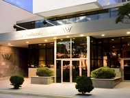 瓦爾德斯半島酒店 (Hotel Peninsula Valdes)