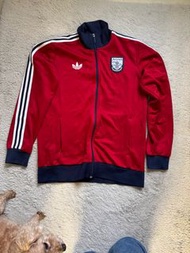 Adidas Arsenal 紅色運動外套