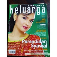 Majalah keluarga november 2002