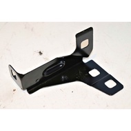 Fender Upper Bracket - Porsche (955-501-609-01-GRV)