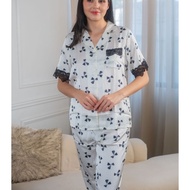 FEMINISM MURRAYA SILK SHORTSLEEVE PAJAMA SET WITH LACE SLEEPWEAR FOR WOMEN
