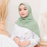 Bella Square Hijab Segi Empat Warna Sage Green Bahan Polycotton