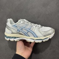 ASICS Gel-Kayano 12.1