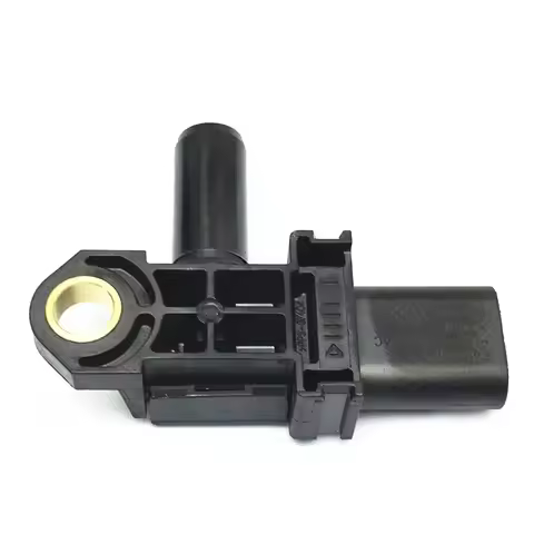 1PCS/LOTS HC3A-9G824-AC A2C94044900 is suitable for fuel injection sensors IC Electronic components 
